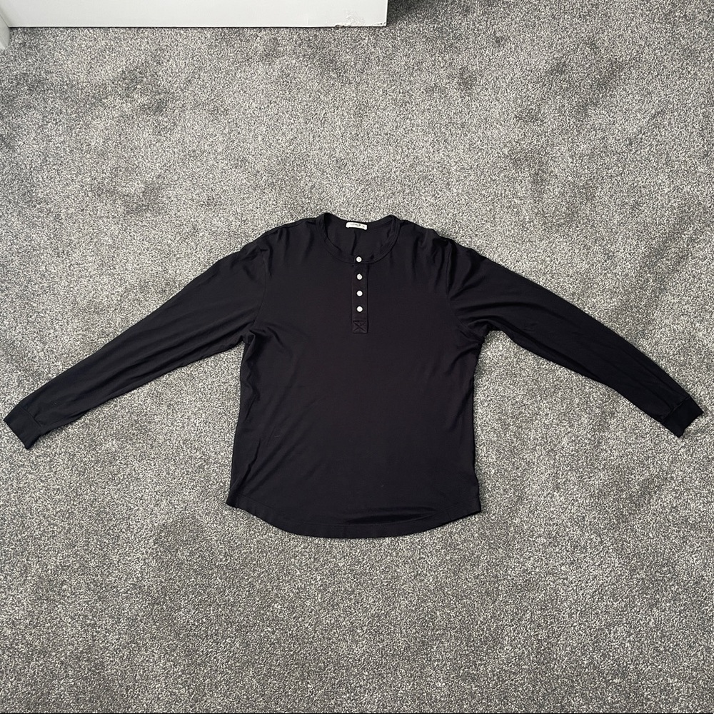 Buck Mason Pima Curved Hem Henley